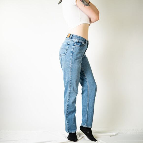 Vintage Y2K Tommy Hilfiger Stone Washed Mom Jeans - 30 - Picture 4 of 8
